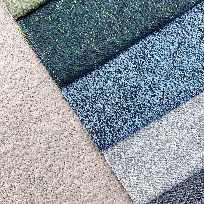 New 100% Polyester Sofa Fabric Hot Sell Super Soft Thick Velvet Upholstery Fabric for Home Textile